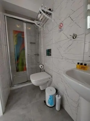 Üç Kişilik Oda