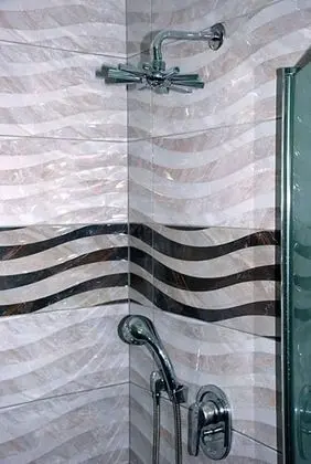 Tek Büyük Yataklı Oda, Balkon