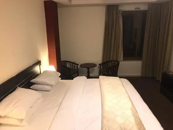 Tek Büyük Yataklı Oda
