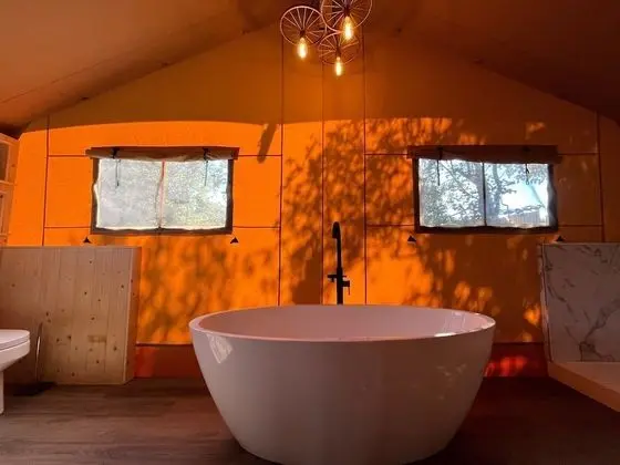 Luxury Çadır, Sıcak Su Havuzu, Bahçe Manzaralı
