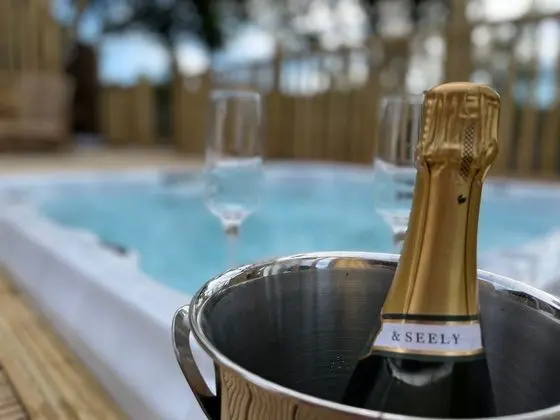 Luxury Çadır, Sıcak Su Havuzu, Bahçe Manzaralı