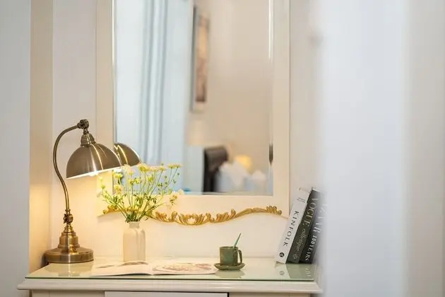 Executive with 2 bathroom - Rooftop Sauna & Jacuzzi Included