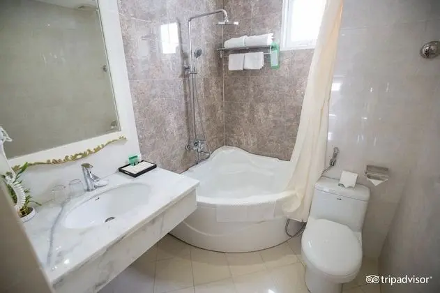 Executive with 2 bathroom - Rooftop Sauna & Jacuzzi Included