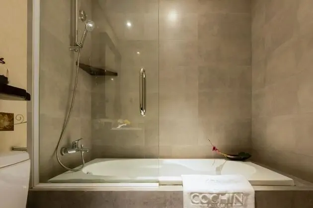Deluxe Tek Büyük Yataklı Oda, Penceresiz