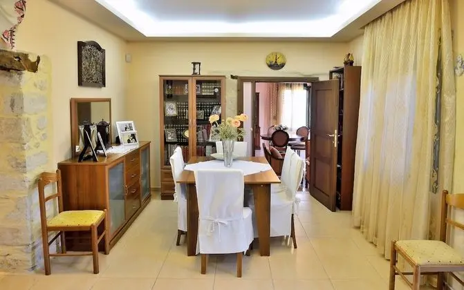 Villa, Bahçe Manzaralı