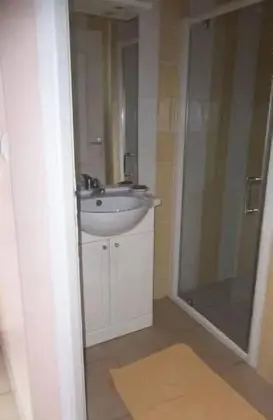 Oda, Birden Çok Yatak, Sigara İçilmez