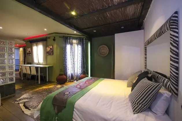 Deluxe Apart Daire, Jakuzi (Safari)