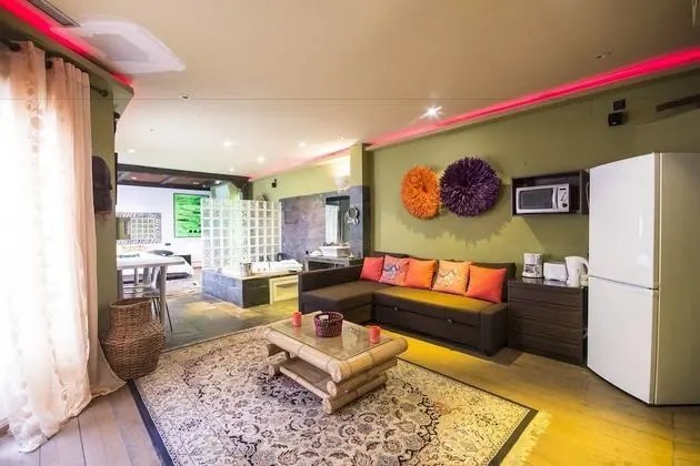 Deluxe Apart Daire, Jakuzi (Safari)