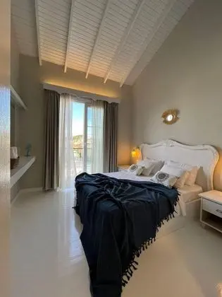 Deluxe Oda, Havuz Manzaralı