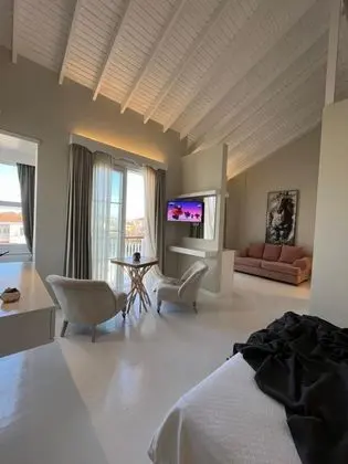 Deluxe Suit, Bahçe Manzaralı