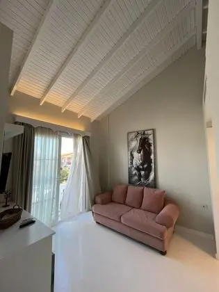 Deluxe Suit, Bahçe Manzaralı