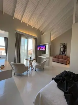 Deluxe Suit, Bahçe Manzaralı