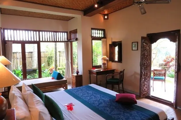 Deluxe Tek Büyük veya İki Ayrı Yataklı Oda, Bahçe Manzaralı