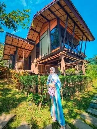 Suite with Garden View