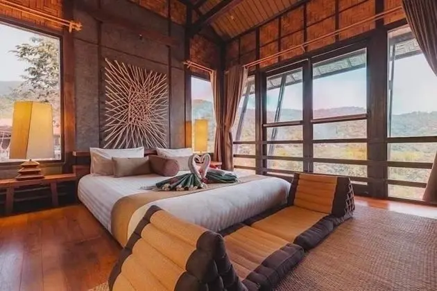 Suite with Garden View