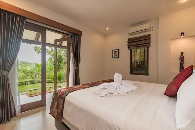 Deluxe Kupu Kupu