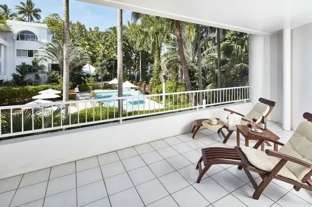 1 Bedroom Pool View Apartment - Weekly Housekeeping