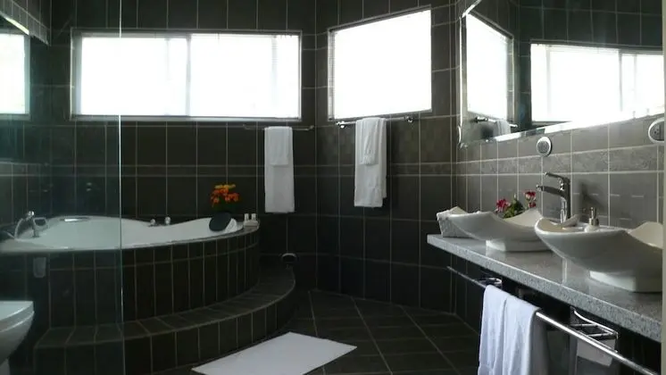 Luxury Stüdyo Süit, 2 Yatak Odası, Jakuzi, Golf Manzaralı