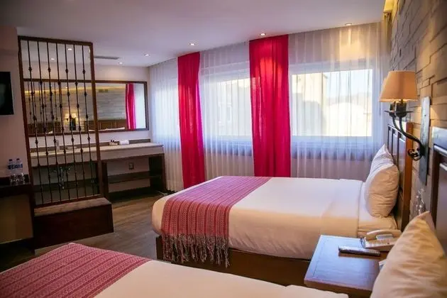 Standard Oda, 2 Çift Kişilik Yatak, Şehir Manzaralı