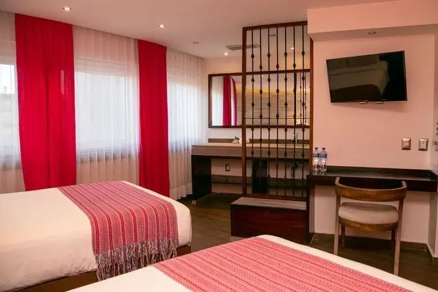 Standard Oda, 2 Çift Kişilik Yatak, Şehir Manzaralı