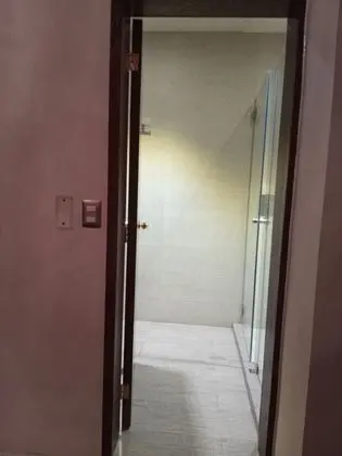 Traditional Tek Büyük Yataklı Oda