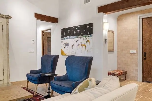 Ev (Alameda Escondido - Historic East Sid)