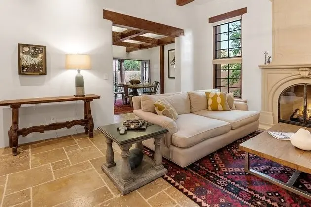 Ev (Alameda Escondido - Historic East Sid)
