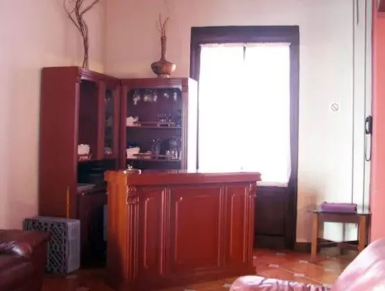 Tek Büyük Yataklı Oda, 2 Çift Kişilik Yatak