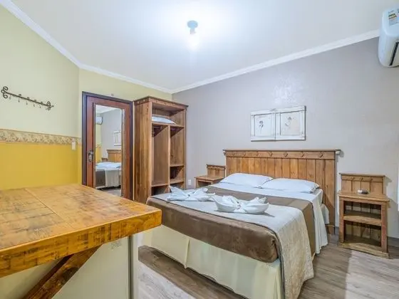 Standard Tek Büyük Yataklı Oda