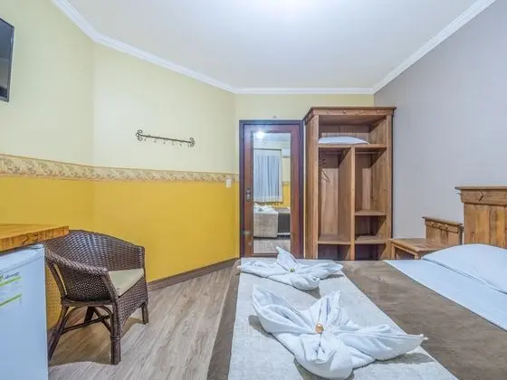 Standard Tek Büyük Yataklı Oda