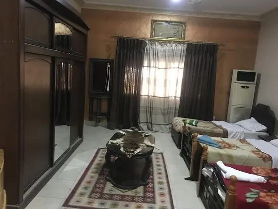 Ortak Ranzalı Oda, Sadece kadınlar için