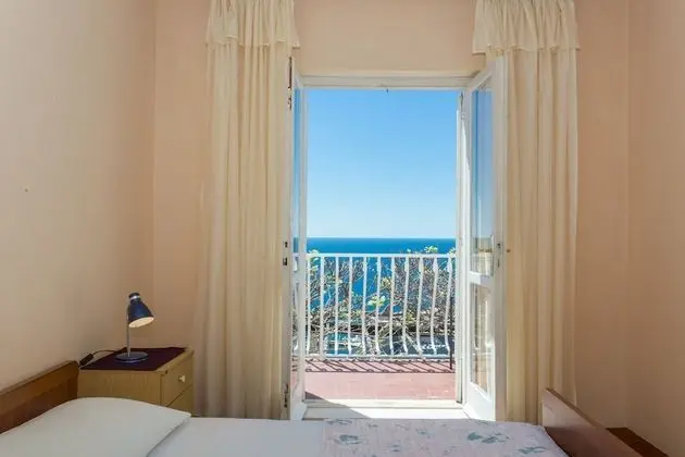 Comfort Apart Daire, Deniz Manzaralı