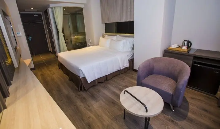 Superior Double Room, City View