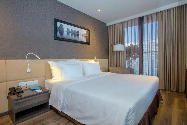 Superior Double Room, City View