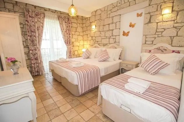 Standart Oda, Havuz Manzaralı