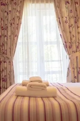 Standart Oda, Havuz Manzaralı