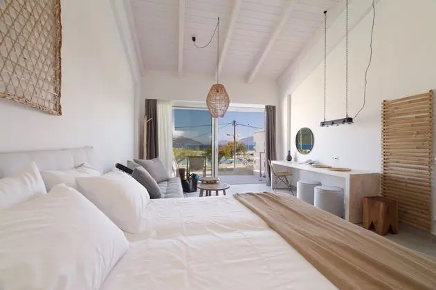 Comfort Süit, Birden Çok Yatak, Marina Manzaralı