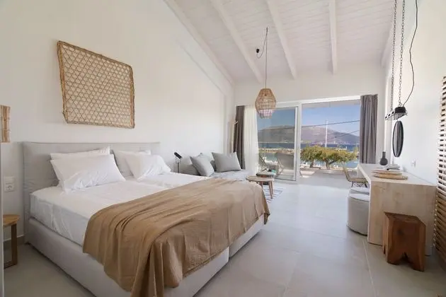 Comfort Süit, Birden Çok Yatak, Marina Manzaralı