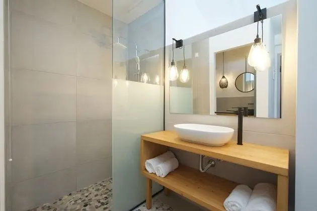 Comfort Süit, Birden Çok Yatak, Marina Manzaralı