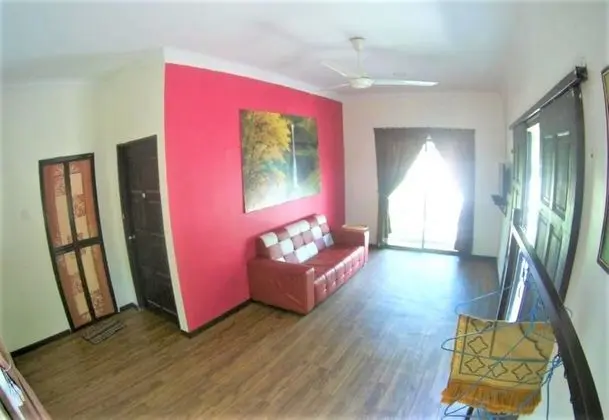 Family Oda, Bahçe Manzaralı