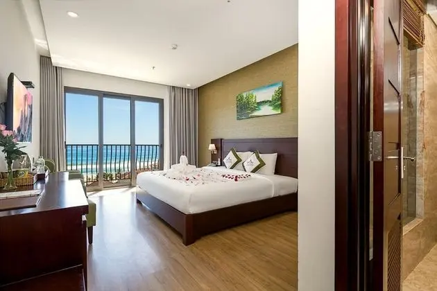 Tek Büyük Yataklı Oda, Balkon, Okyanus Manzaralı