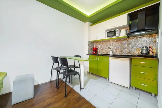 Manzaralı Balkonlu çift kişilik daire