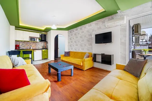 Manzaralı Balkonlu çift kişilik daire