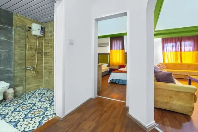 Manzaralı Balkonlu çift kişilik daire