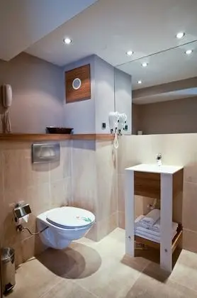 Standard Tek Büyük veya İki Ayrı Yataklı Oda
