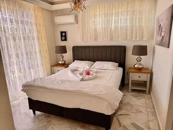 Özel Havuzlu Villa, Havuz Manzaralı, Balkon veya Teraslı