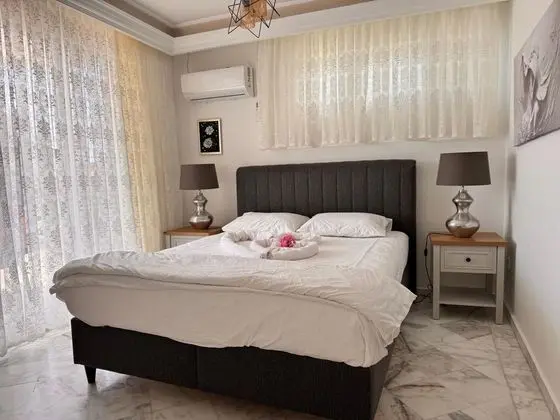 Özel Havuzlu Villa, Havuz Manzaralı, Balkon veya Teraslı