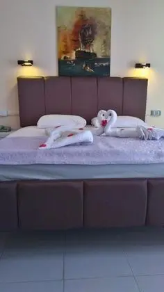 Çift Kişilik, Deniz veya Kara Manzaralı, Balkonlu