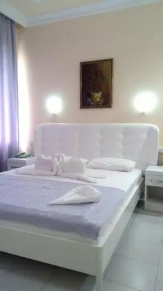 Triple Oda - Balkonlu, Kısmi Deniz Manzaralı