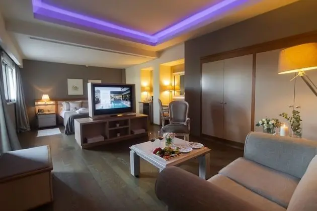 Junior Süit, Şehir Manzaralı